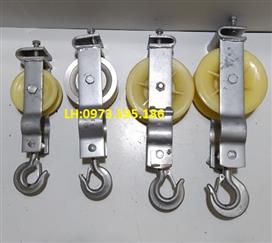 Puly nhựa kéo cáp 1 rãnh ĐK 200x60