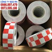 Decal phản quang ô trắng đỏ