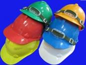MŨ NHỰA ĐÀI LOAN